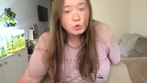 Ann OF - remirann21 online show from September 30, 2025, 12:10 pm