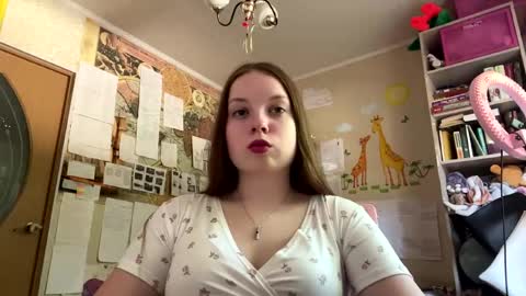 Snapshot of renaeorabuena chatting on June 8, 2026, 8:15 am Annabel online show from June 8, 2026, 8:15 am