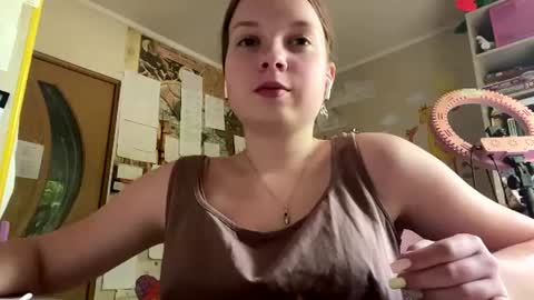 Snapshot of renaeorabuena chatting on June 18, 2026, 9:14 am Annabel online show from June 18, 2026, 9:14 am