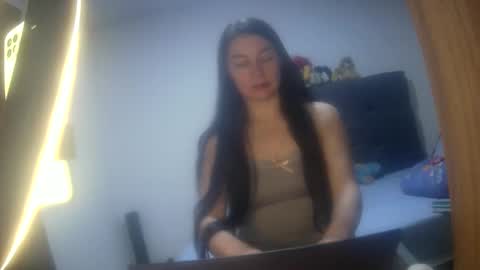 renata_hot1 online show from November 23, 2025, 1:38 am