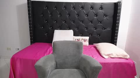 Renata Salinas online show from January 10, 2026, 12:12 am