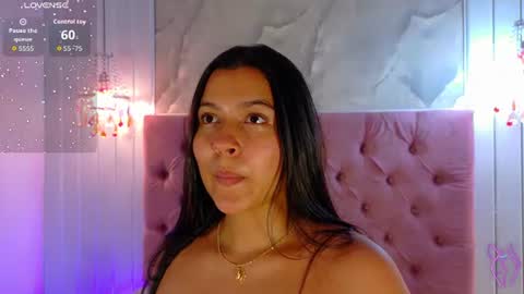 Snapshot of renatapeach chatting on June 21, 2026, 3:20 am RenataPeach online show from June 21, 2026, 3:20 am