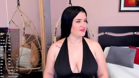      online show from October 10, 2025, 12:04 pm