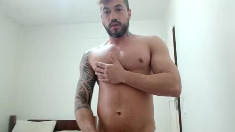 renatocavedon1 online show from October 26, 2025, 9:04 am