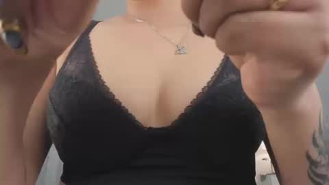 Renee Shelby online show from September 10, 2025, 8:09 pm