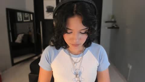 Renee Shelby online show from January 6, 2026, 8:23 pm