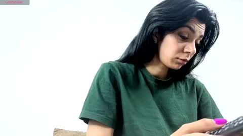 Rena online show from June 1, 2026, 3:08 am