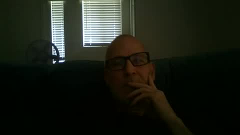 Snapshot of renewaz chatting on February 22, 2026, 7:34 pm Renewaz online show from February 22, 2026, 7:34 pm