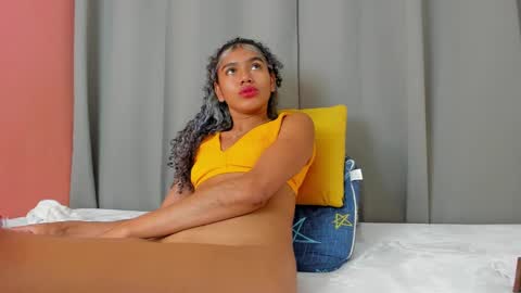 Snapshot of rennatta_sx chatting on January 16, 2025, 12:53 pm Renata online show from January 16, 2025, 12:53 pm