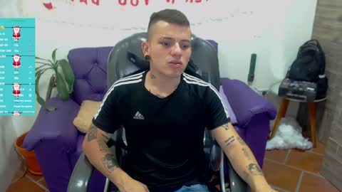 R E N E  online show from December 23, 2024, 10:44 pm