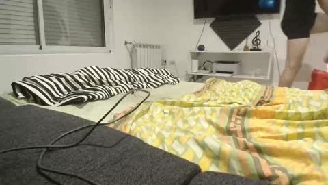 Snapshot of renzorrock chatting on January 23, 2025, 7:43 am Rock Star online show from January 23, 2025, 7:43 am