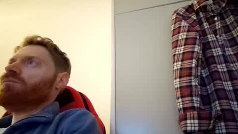 Snapshot of rerauld4 chatting on March 2, 2025, 4:42 pm Raul online show from March 2, 2025, 4:42 pm