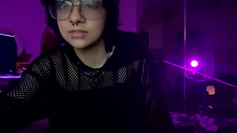 Snapshot of restlesstw1nk chatting on February 23, 2026, 2:25 pm angel 3 online show from February 23, 2026, 2:25 pm