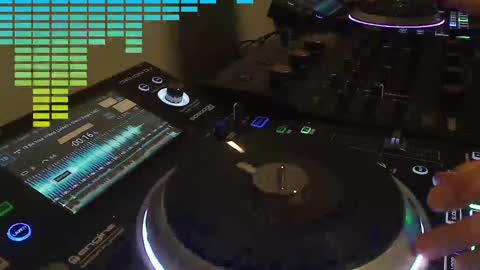 GearPorn online show from November 8, 2025, 10:41 pm