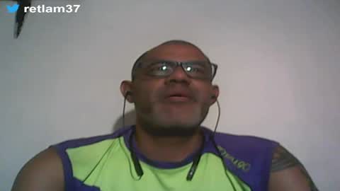 Snapshot of retlam37 chatting on December 5, 2024, 7:05 am Walter online show from December 5, 2024, 7:05 am