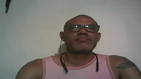 Snapshot of retlam37 chatting on December 11, 2024, 5:32 am Walter online show from December 11, 2024, 5:32 am