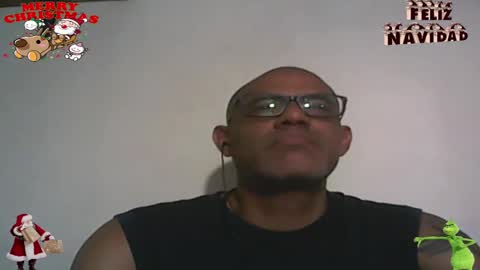 Snapshot of retlam37 chatting on December 17, 2024, 5:51 am Walter online show from December 17, 2024, 5:51 am