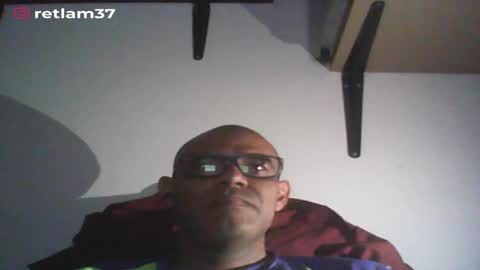Snapshot of retlam37 chatting on January 13, 2025, 5:33 am Walter online show from January 13, 2025, 5:33 am