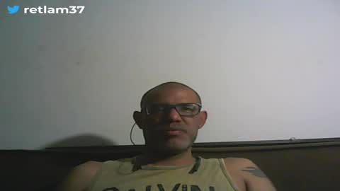 Snapshot of retlam37 chatting on January 17, 2025, 5:42 am Walter online show from January 17, 2025, 5:42 am