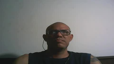 Snapshot of retlam37 chatting on January 24, 2025, 4:37 am Walter online show from January 24, 2025, 4:37 am