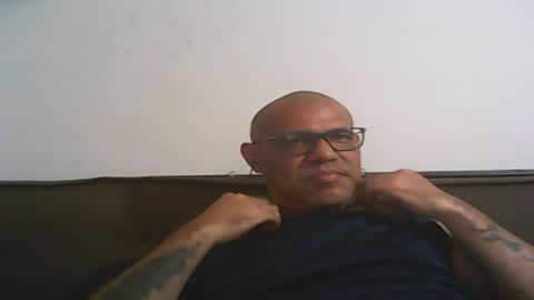 Snapshot of retlam37 chatting on January 24, 2025, 7:18 pm Walter online show from January 24, 2025, 7:18 pm