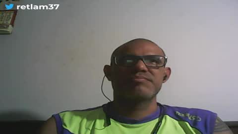 Snapshot of retlam37 chatting on January 27, 2025, 4:41 am Walter online show from January 27, 2025, 4:41 am