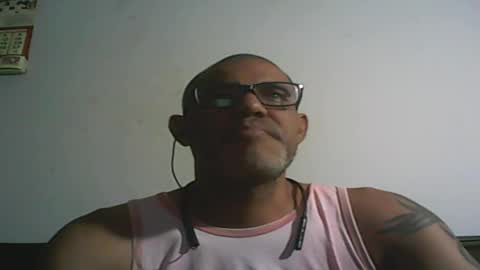 Snapshot of retlam37 chatting on January 29, 2025, 6:33 am Walter online show from January 29, 2025, 6:33 am