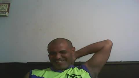 Snapshot of retlam37 chatting on February 3, 2025, 5:24 pm Walter online show from February 3, 2025, 5:24 pm