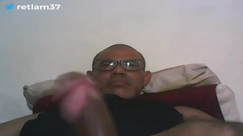 Snapshot of retlam37 chatting on February 10, 2025, 9:25 am Walter online show from February 10, 2025, 9:25 am