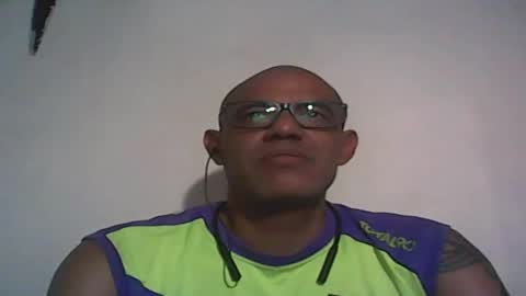 Snapshot of retlam37 chatting on February 22, 2025, 3:56 am Walter online show from February 22, 2025, 3:56 am