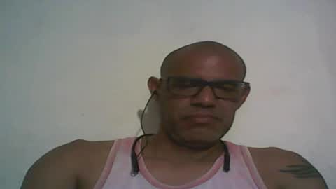 Snapshot of retlam37 chatting on February 23, 2025, 4:39 am Walter online show from February 23, 2025, 4:39 am