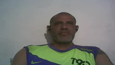 Snapshot of retlam37 chatting on October 2, 2025, 4:08 am Walter online show from October 2, 2025, 4:08 am