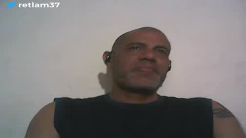 Snapshot of retlam37 chatting on October 8, 2025, 4:54 am Walter online show from October 8, 2025, 4:54 am