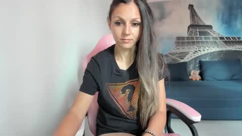 rheaetthan online show from May 17, 2026, 10:33 am