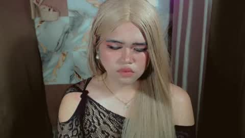 Snapshot of rhetttogo chatting on June 25, 2026, 5:17 pm - mamerta online show from June 25, 2026, 5:17 pm