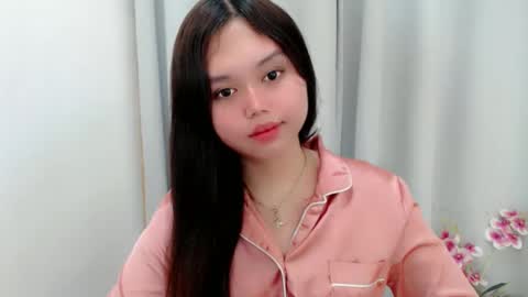 rhianne_fuckdoll online show from November 9, 2025, 7:23 pm