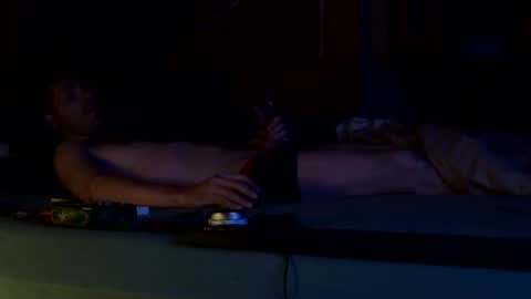 rhumgom40 online show from December 18, 2024, 2:42 am