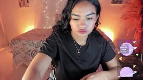 RianaK online show from November 26, 2025, 5:19 am