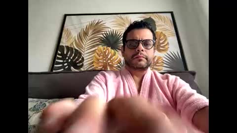 ricamenezes81823326 online show from June 1, 2026, 1:46 pm
