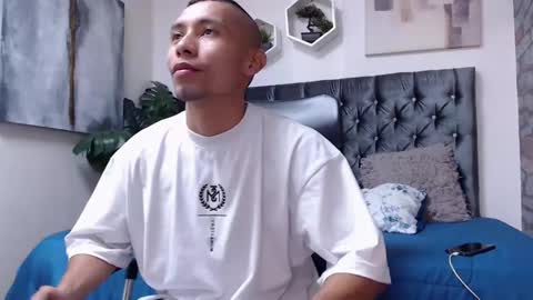 richar_voller online show from January 23, 2025, 11:15 am