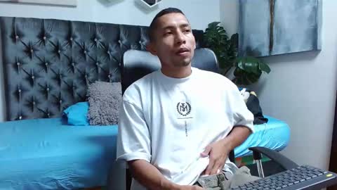 richar_voller online show from February 28, 2025, 11:14 am