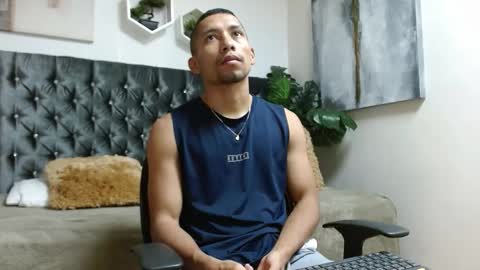 richar_voller online show from September 24, 2025, 11:13 am