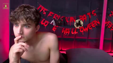 Snapshot of richard_steele_hot chatting on October 28, 2025, 3:36 pm Richard online show from October 28, 2025, 3:36 pm