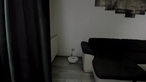 RichardDarell online show from July 24, 2026, 5:38 am
