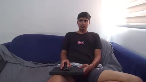 richardgbm online show from April 18, 2026, 6:12 pm