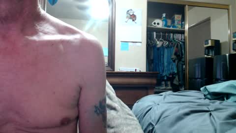 Snapshot of richyb2468 chatting on August 4, 2026, 11:07 pm Richyb online show from August 4, 2026, 11:07 pm