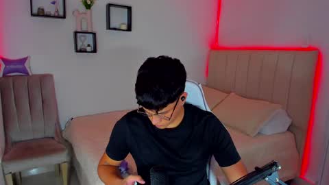 Snapshot of rick_shellby chatting on April 5, 2026, 8:55 am Rick online show from April 5, 2026, 8:55 am