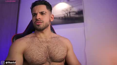 Snapshot of rick_smith153 chatting on November 28, 2025, 2:47 am Rick online show from November 28, 2025, 2:47 am