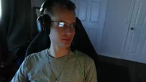 Snapshot of rickgosling chatting on June 14, 2026, 1:58 am rickgosling online show from June 14, 2026, 1:58 am