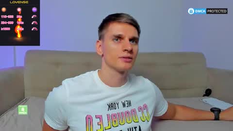 Ricky online show from November 25, 2025, 5:51 am